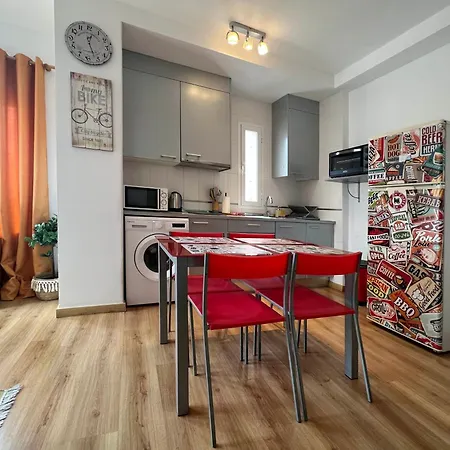 Barcelo 30, Terrace, Center, Garage On Request, Quite Neighborhood, Ba *