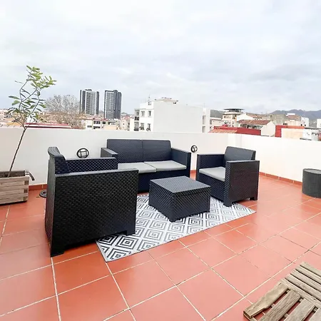 Apartment Barcelo 30, Terrace, Center, Garage On Request, Quite Neighborhood, Ba Málaga