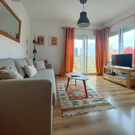 Barcelo 30, Terrace, Center, Garage On Request, Quite Neighborhood, Ba Apartment *
