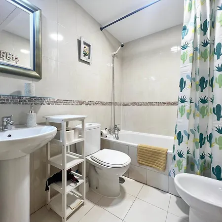 アパート Barcelo 30, Terrace, Center, Garage On Request, Quite Neighborhood, Ba