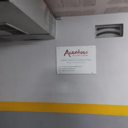 Apartment Barcelo 30, Terrace, Center, Garage On Request, Quite Neighborhood, Ba *